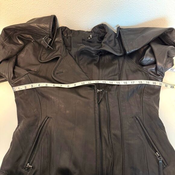 Tahari Lambskin Leather Moto Jacket Size Large - Picture 12 of 12